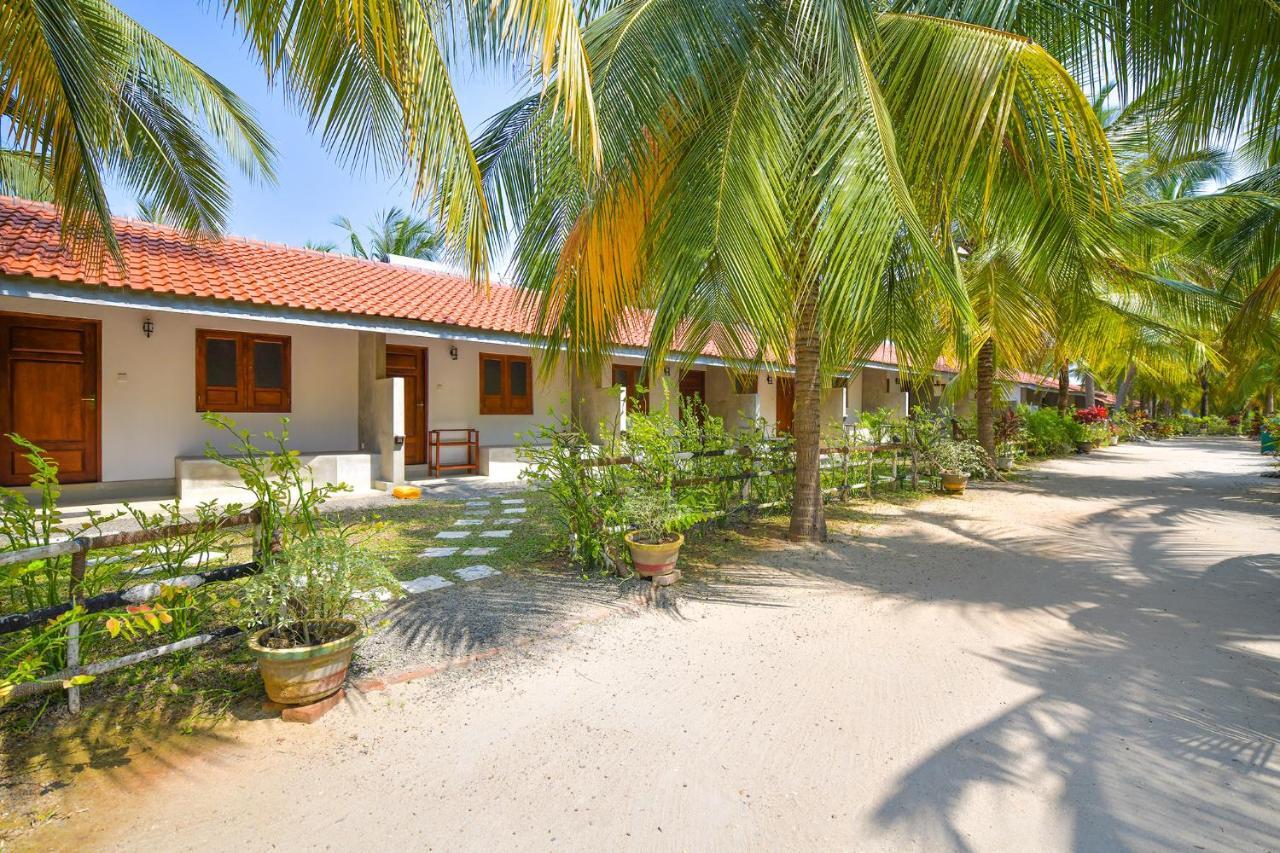 De Silva Palm Resort Kalpitiya Esterno foto